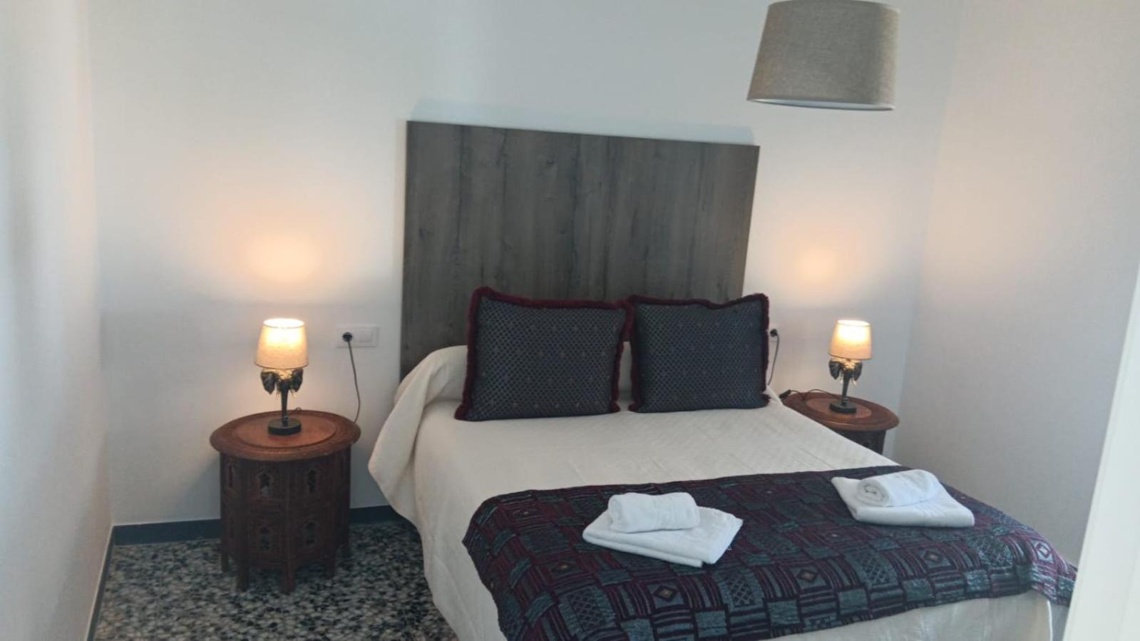 Apartamentos Fernando III El Santo Baeza Exterior foto